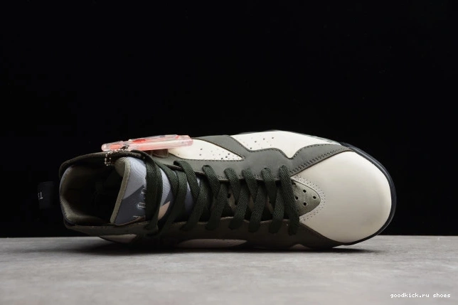AT3375-100 Jordan 7 Air Patta x Icicle 0819